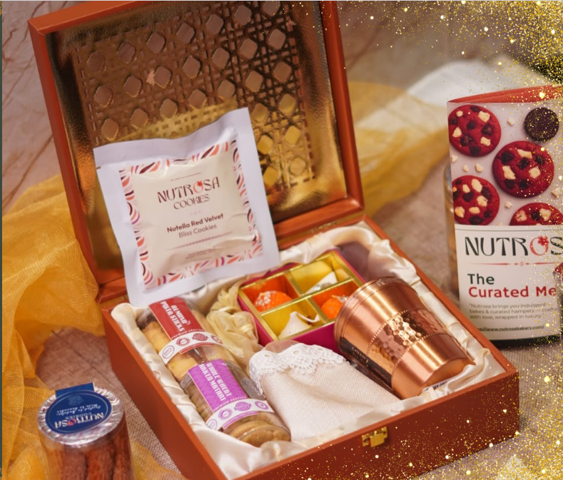 Nutrosa Premium Rattan Box Hamper